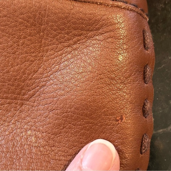 Lucky Brand 100% Cow Hide Leather Western Stitching Wristlet Brown - Picture 8 of 13